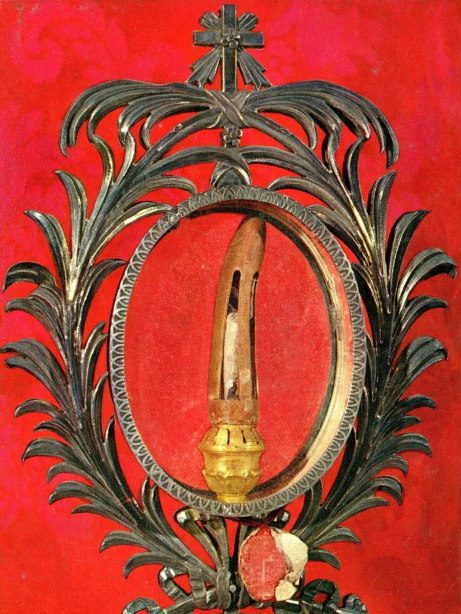 Finger bone of St. Thomas in Roman church.