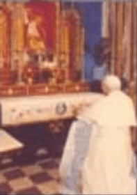 Pope John Paul II at San Thome Cathedral (1986)