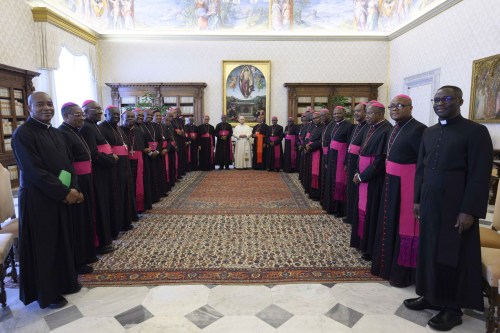 Pope Leo with African bishops.