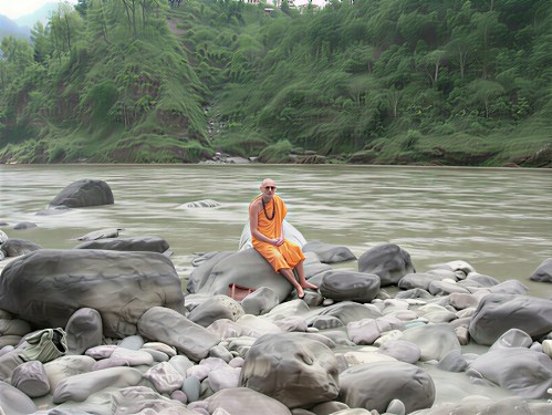 Swami Devananda Saraswati